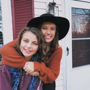 Meet your Posher, Mackenzie